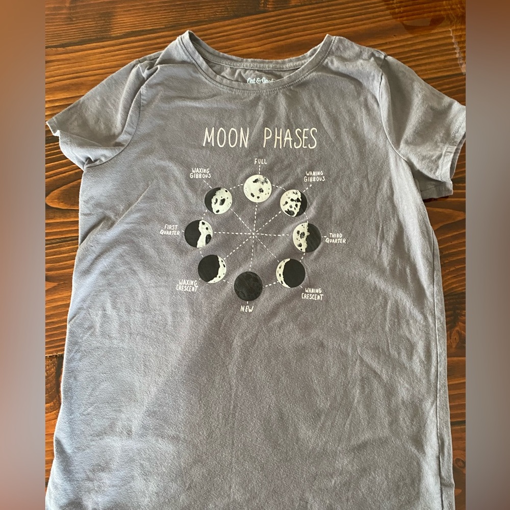 💗Girls/ Cat & Jack Tee/ Moon Phases Glows in Dark /XL (14/16)